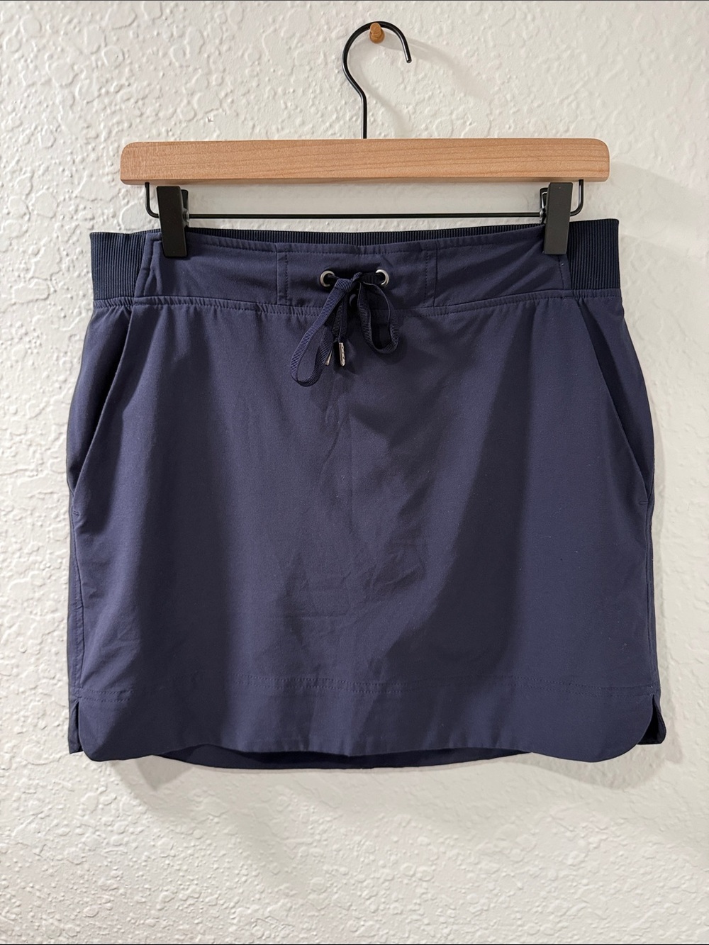 ATHLETA Navy Blue Athletic Skort w Mesh Shorts Size 6